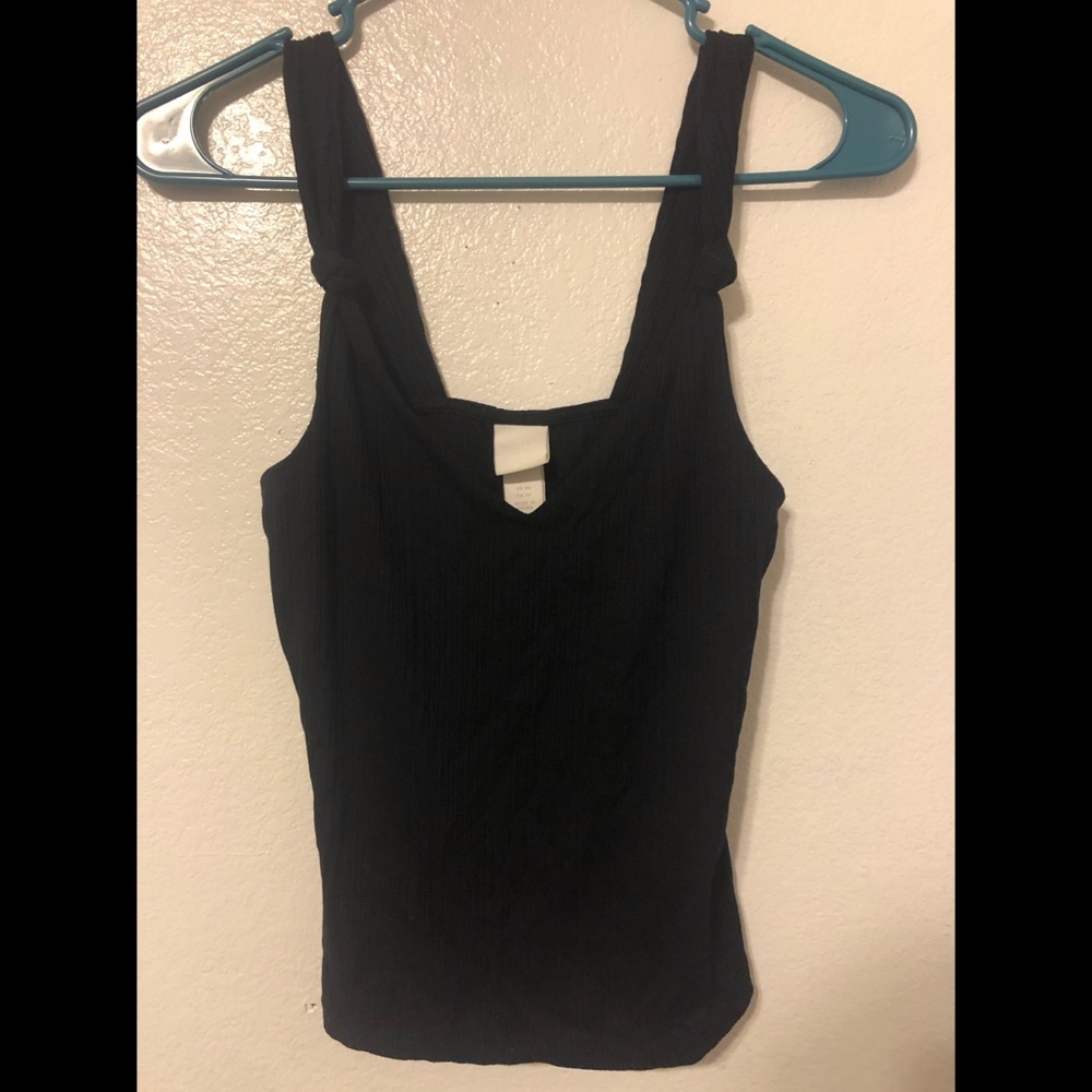 Black H&M knotted tank top
